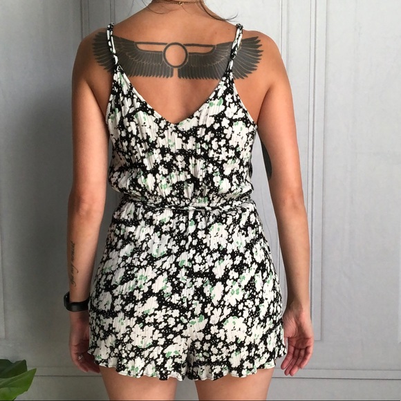ASOS Floral Romper - Picture 3 of 7